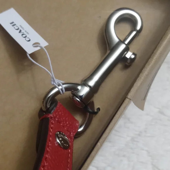 Authentic Red Leather Coach Dog Leash - Picture 2 of 6